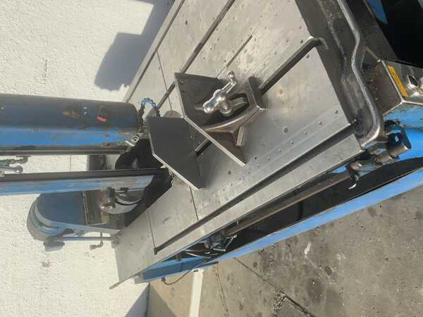 18" x 18" Marvel #8, vertical band saw, 14' 6" x 3/4" blade, power feed, 45° head tilt, 1 HP - Image 3