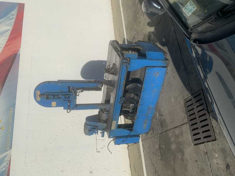 18" x 18" Marvel #8, vertical band saw, 14' 6" x 3/4" blade, power feed, 45° head tilt, 1 HP - Image 7