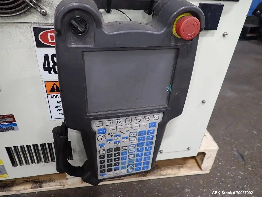 Fanuc, R-2000iB/250F, 6-Axes articulating robot, 104.5" reach, Fanuc R-30iB CPU controller & learning - Image 3