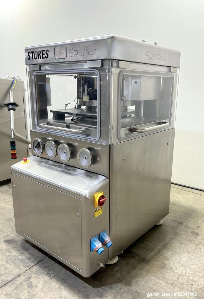 Stokes Gem Supreme #571S, tablet press, 50 station, B tooling, 13mm tablet diameter, 18mm depth, HMI and - Image 2