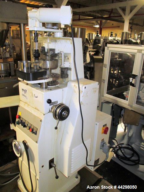Korsch #PH 106/DMS, rotary tablet press, 6 station, 15mm tablet diameter - Image 4