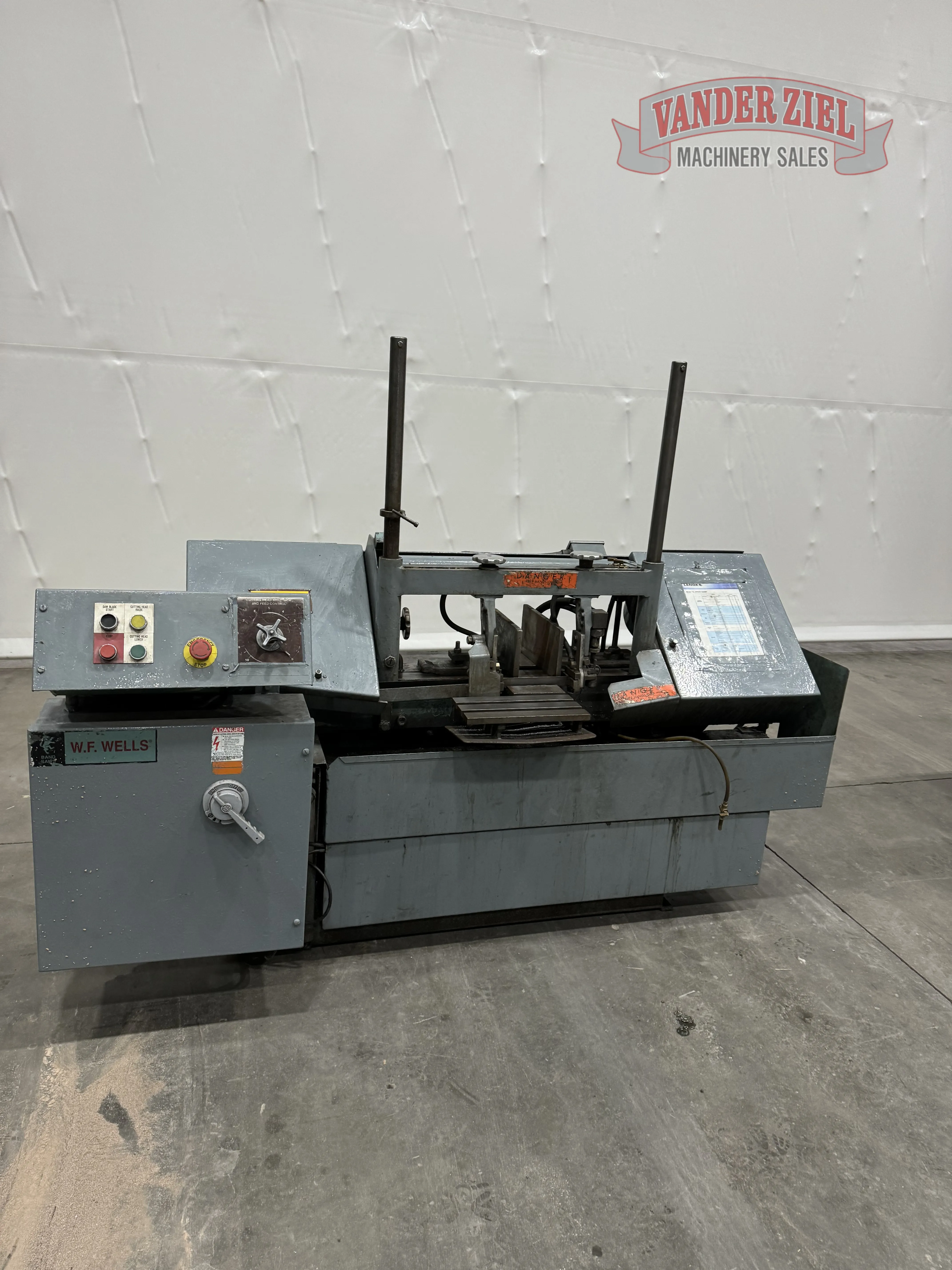 9" x 17" W.F. Wells #W-9, horizontal band saw, 11' 6" x 1" x .035" blade, 70-380 SFPM - Image 1