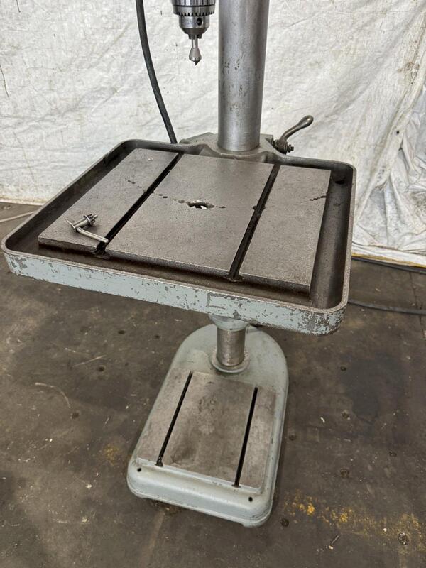 10" Powermatic #1200, drill press, 2 HP, 125-2000 RPM, 2-3/4" quill diameter, 19-3/4" x 21-1/4" table - Image 7