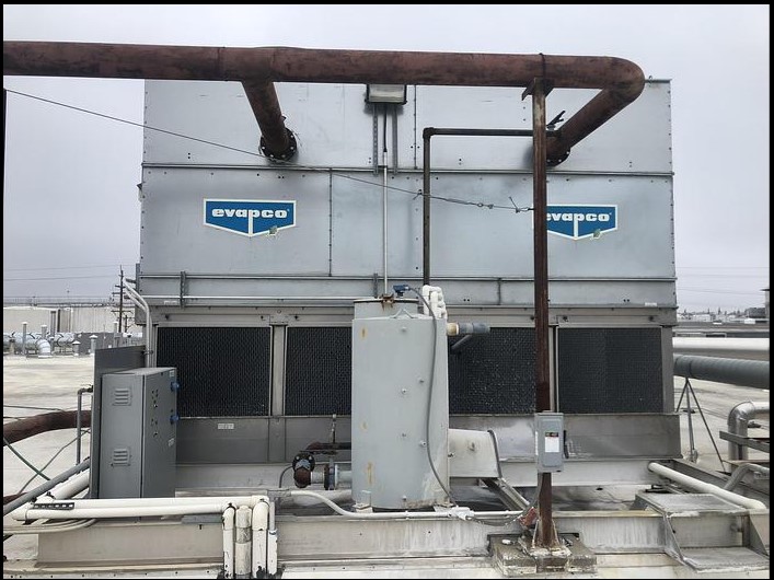 547 Ton, Evapco #4T29918, cooling tower, (2) 20 HP fans, serial #14587447 - Image 1