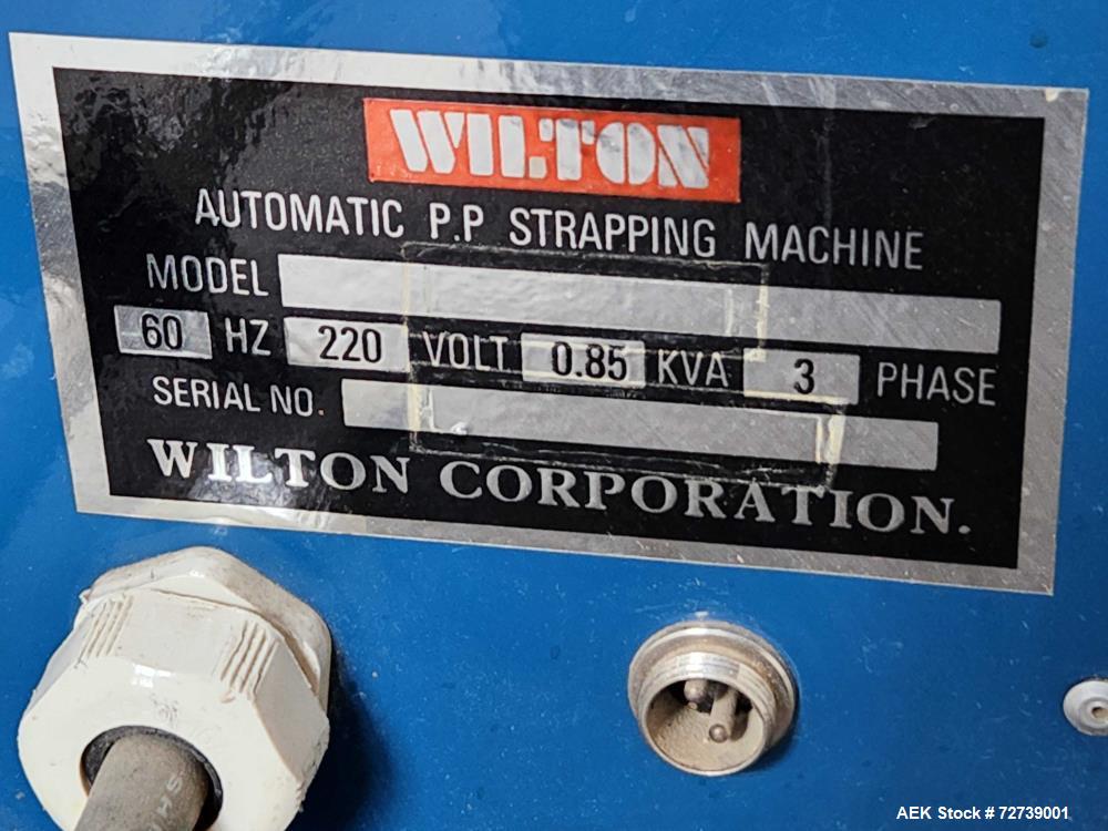 Wilton #SS80, Automatic Arch Case Strapping Machine, 25" width x 22" L x 15" H Aperture, 55" x 23" Table, 220 - Image 5