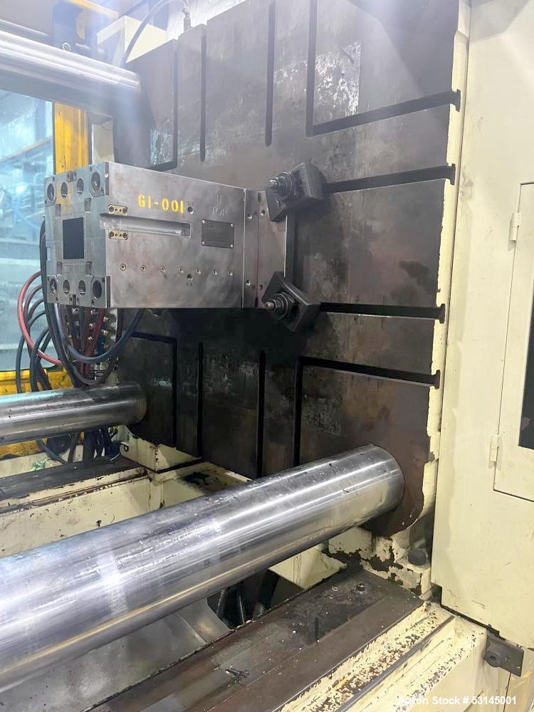 650 Ton, 92 oz., DS Machinery #DMT-650, Dima Injection Mold Machine, 33" max Opening stroke, 16.5"-35" Mold - Image 3