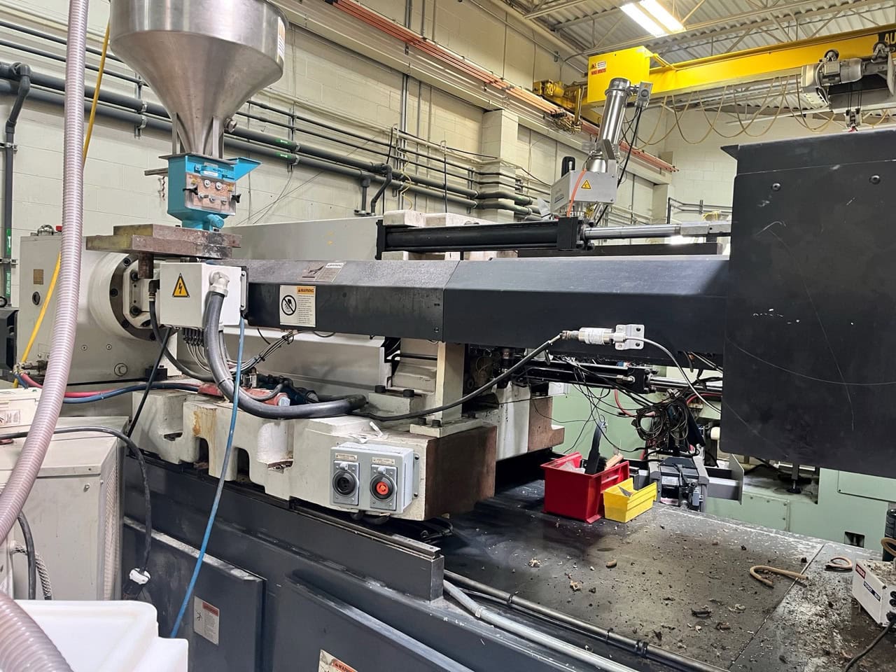 500 Ton, 72 oz., Cincinnati Milacron #NT550-80, Powerline Electric Injection Molding Machine, 2001 - Image 7
