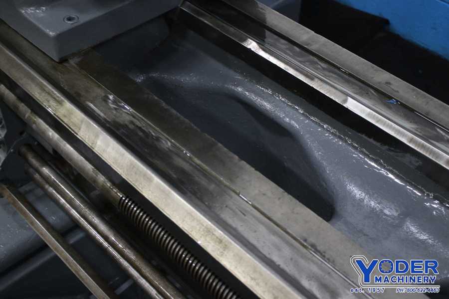 24" x 84" Monarch #62, engine lathe, 4-jaw 12" chuck, coolant, thread dial, chip pan, 20 HP - Image 6
