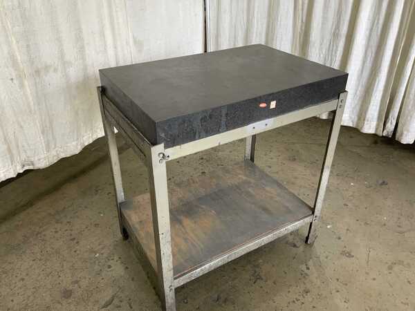 24" x 36" Black granite Surface Combustion plate, 40" height on stand - Image 1