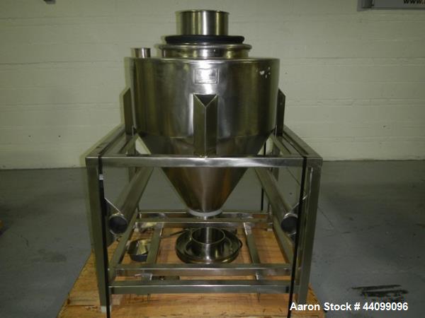 9.5 cu.ft., B & G Tote, 304 Stainless Steel, 32" diameter x 14" straight side, 20" cone bottom, 18" top port - Image 1