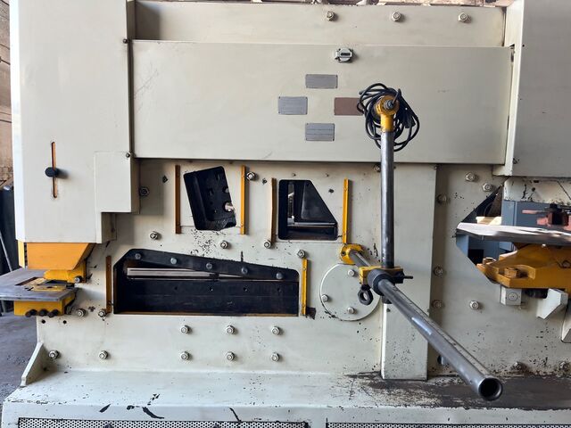 8" x 8" x 3/4" Geka #Hydracrop-165/S, ironworker, 185 ton, 24" throat, 2002 - Image 8