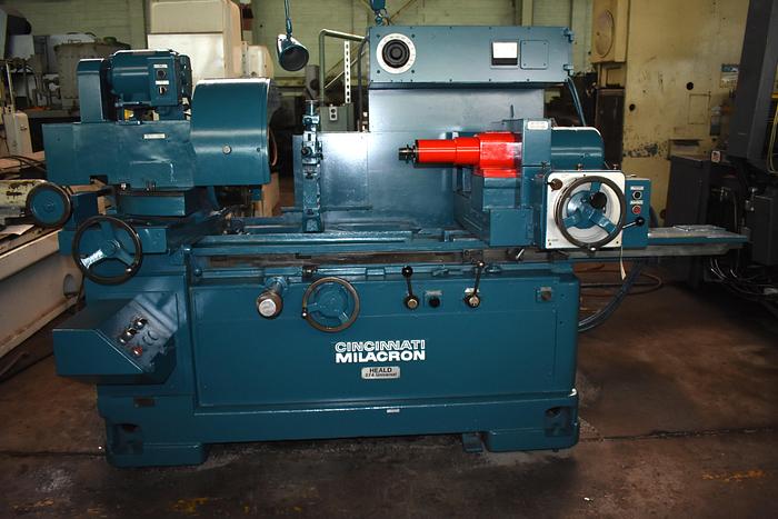 Cincinnati Milacron Heald #274, universal, 30" swing, Heald Red-Head grinding spindle, 18" 4-jaw - Image 6