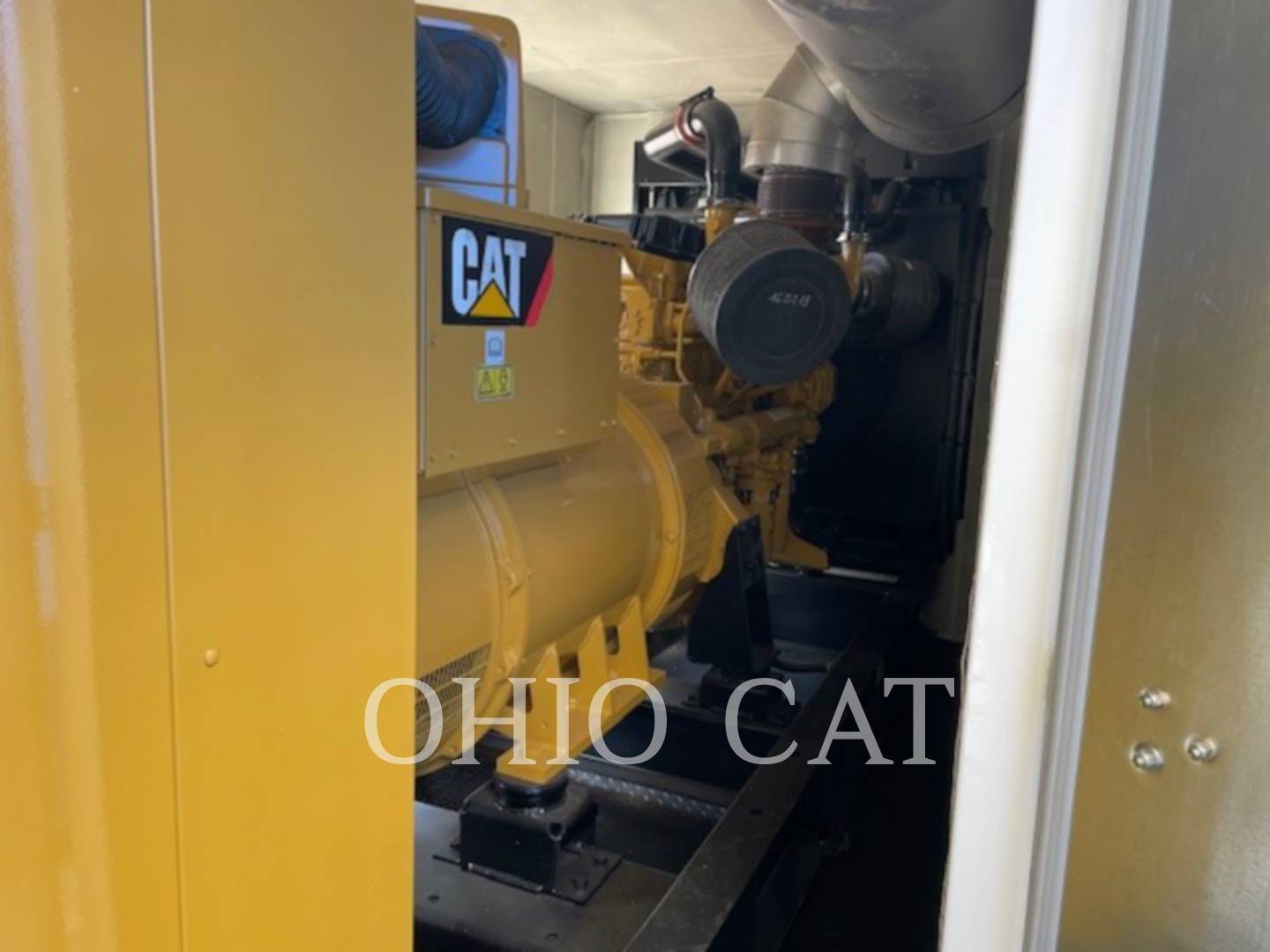 480 KW Caterpillar C18, Mobile Generator Set, Diesel, 1500 RPM, 400V, 500 hours, 2010 - Image 3