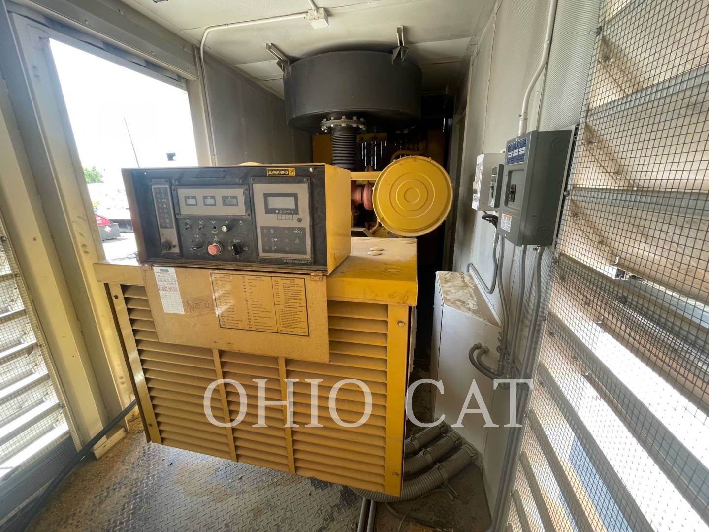 800 KW Caterpillar 3508, Mobile Generator Set, Diesel, 1800 RPM, 480V, 1895 hours, 1989 - Image 4