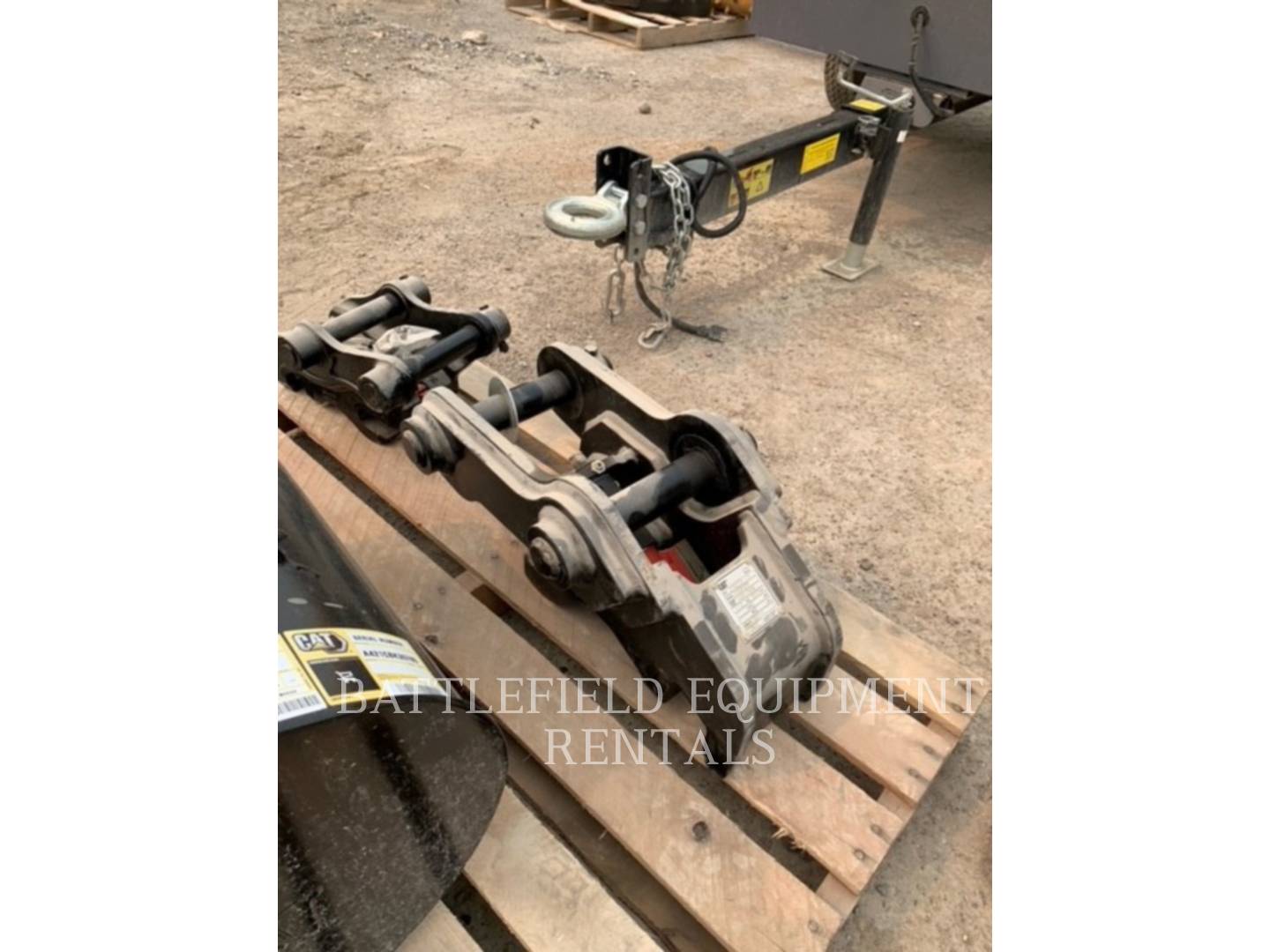 Caterpillar MANUAL.DUAL.LOCK.COUPLER, Quick Coupler, S/N: 2782115-14, - Image 2