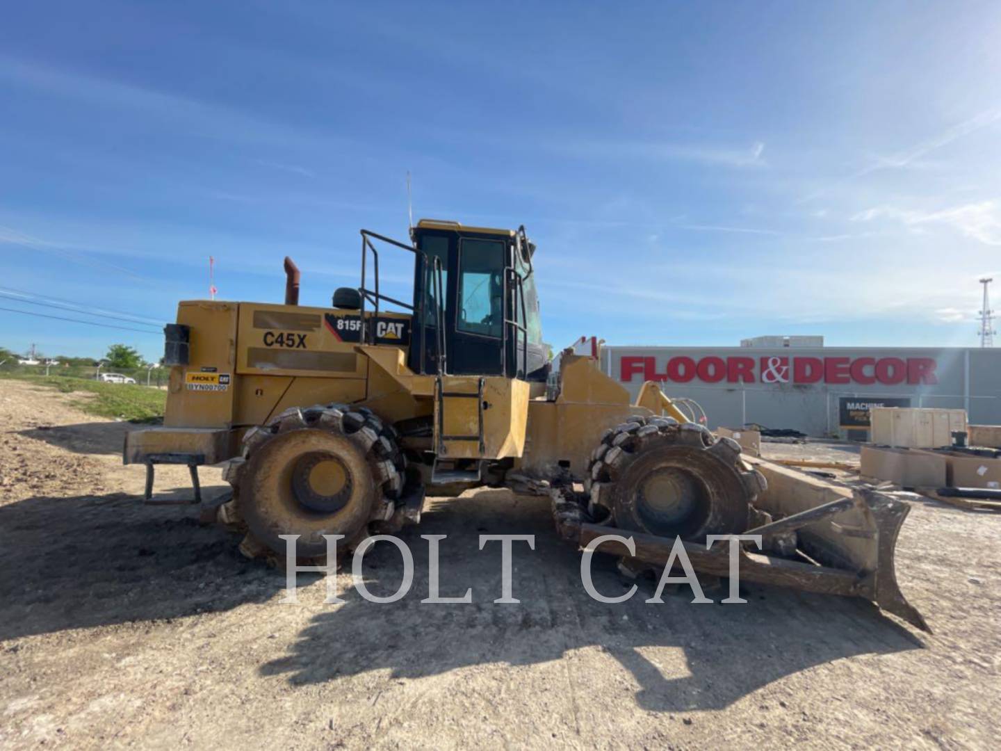 Caterpillar 815F, Compactor, 12238 hours, S/N: BYN00700, 2012 - Image 7