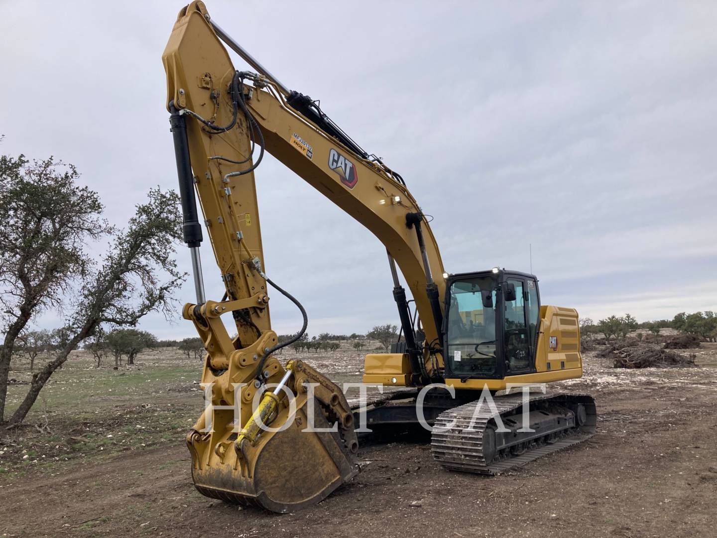 Caterpillar 326 LRF, Crawler Excavator, 2967 hours, S/N: MFJ20132, 2022 - Image 1