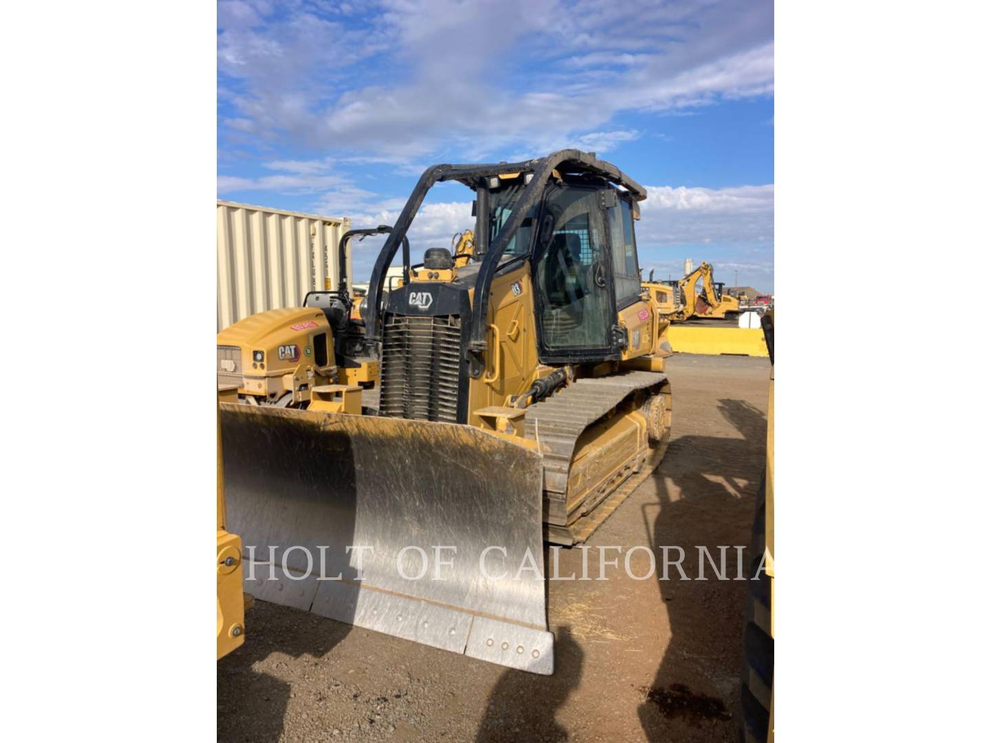Caterpillar D3, Crawler Dozer, 605 hours, S/N: XKW00214, 2021 - Image 1