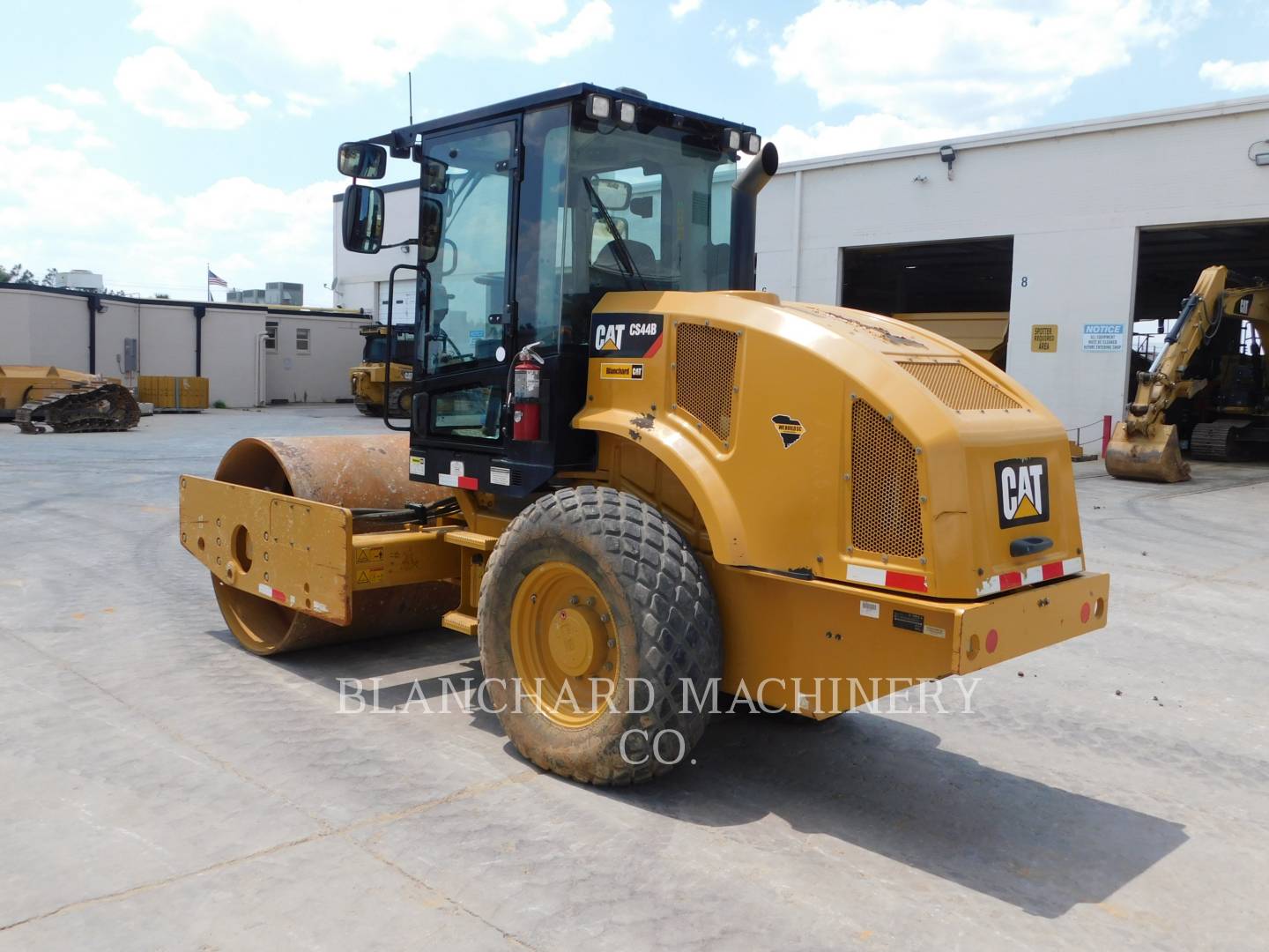 Caterpillar CS44B, Vibratory Single Drum Smooth, 1150 hours, S/N: 4G300479, 2020 - Image 4