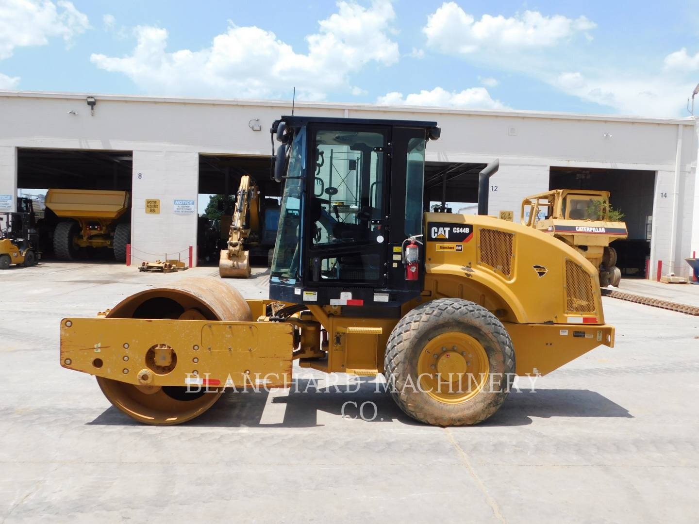 Caterpillar CS44B, Vibratory Single Drum Smooth, 1150 hours, S/N: 4G300479, 2020 - Image 5