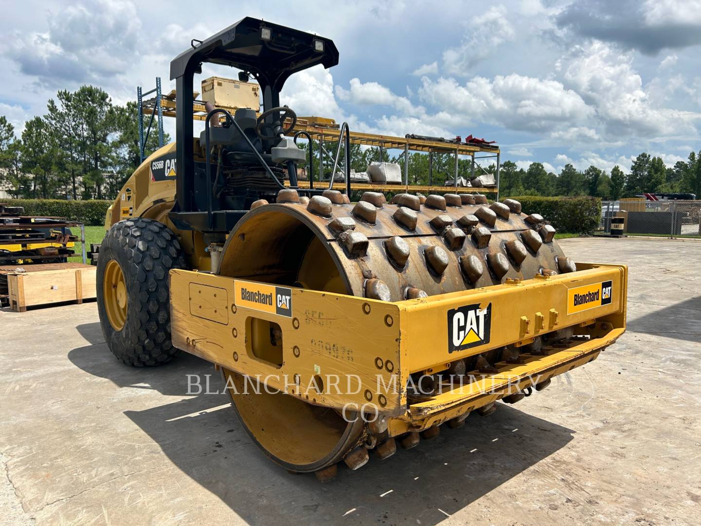Caterpillar CS56B, Vibratory Single Drum Smooth, 2778 hours, S/N: S5600123, 2015 - Image 2