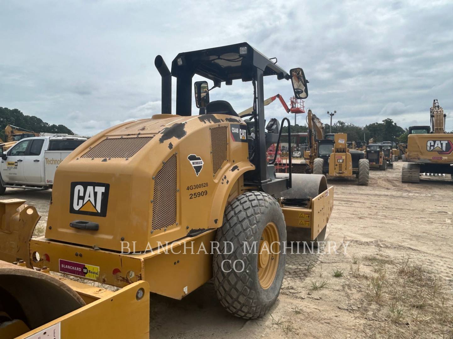Caterpillar CS44B, Vibratory Single Drum Smooth, 1169 hours, S/N: 4G300528, 2021 - Image 3