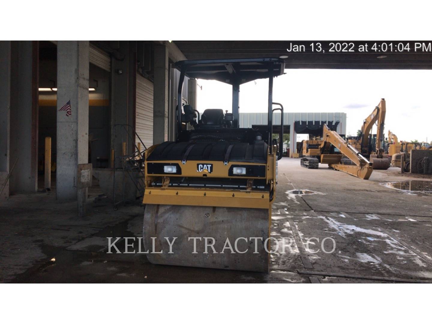 Caterpillar CB 7, Twin Drum Roller, 2417 hours, S/N: EL500235, 2019 - Image 3
