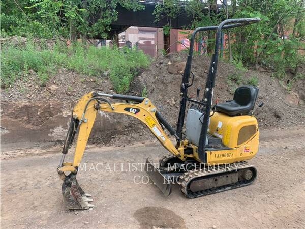 Caterpillar 300.9D, Crawler Excavator, 950 hours, S/N: LJ200872, 2019 - Image 2