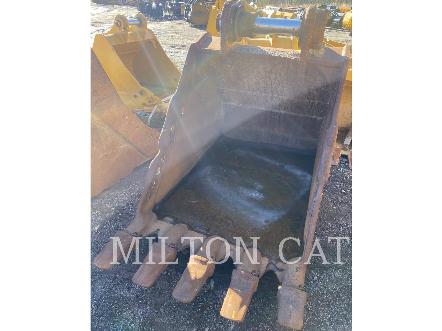 Caterpillar 48" .HD.BUCKET.TB.LINKAGE, Bucket, S/N: MC-000020143, 2007 - Image 1