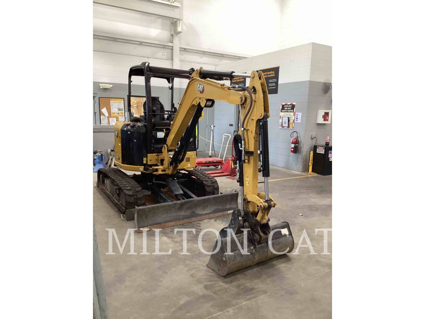 Caterpillar 302.707CR, Crawler Excavator, 109 hours, S/N: CZ601060, 2021 - Image 8