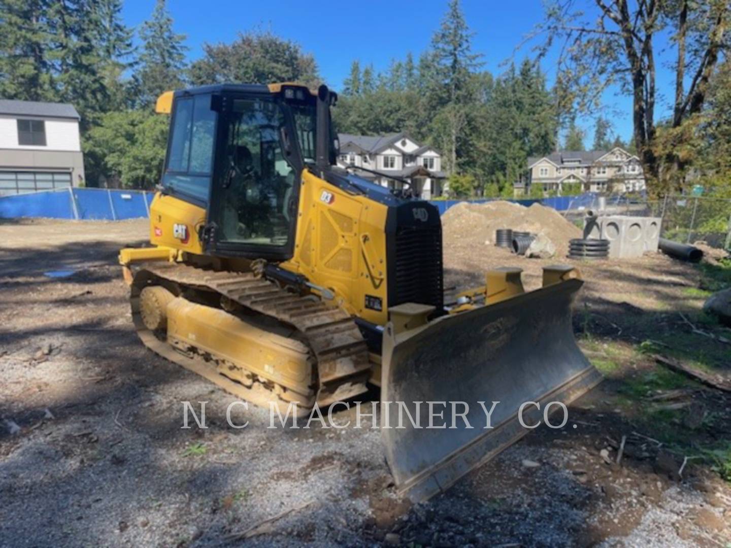 Cat D3 Cleaver-Brooks, Crawler Dozer, 75 hours, S/N: XKW02246, 2022 - Image 2
