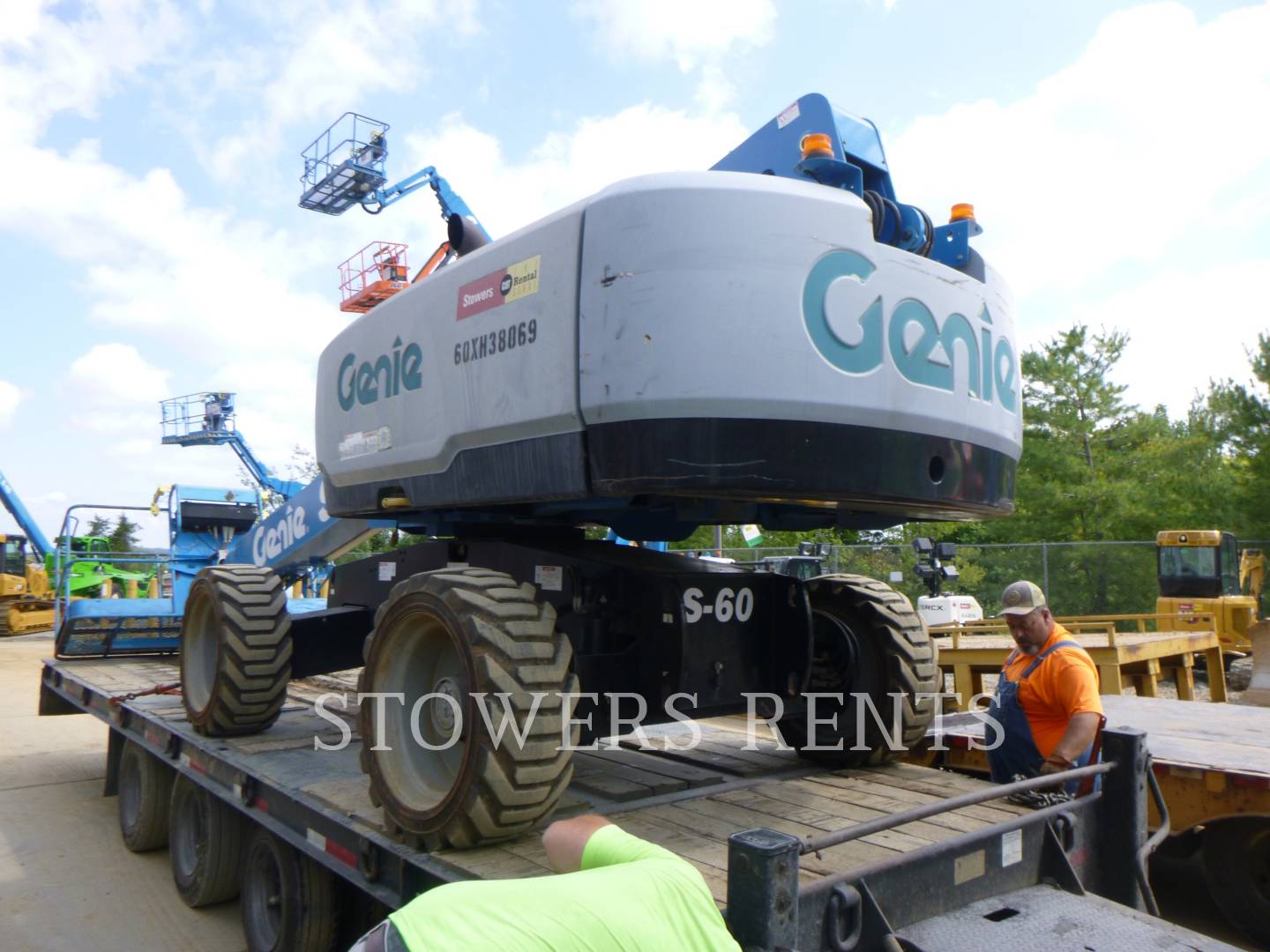 Genie Industries S60DX, Articulated Boom Lift, 3379 hours, S/N: S60XH-38069, 2017 - Image 4