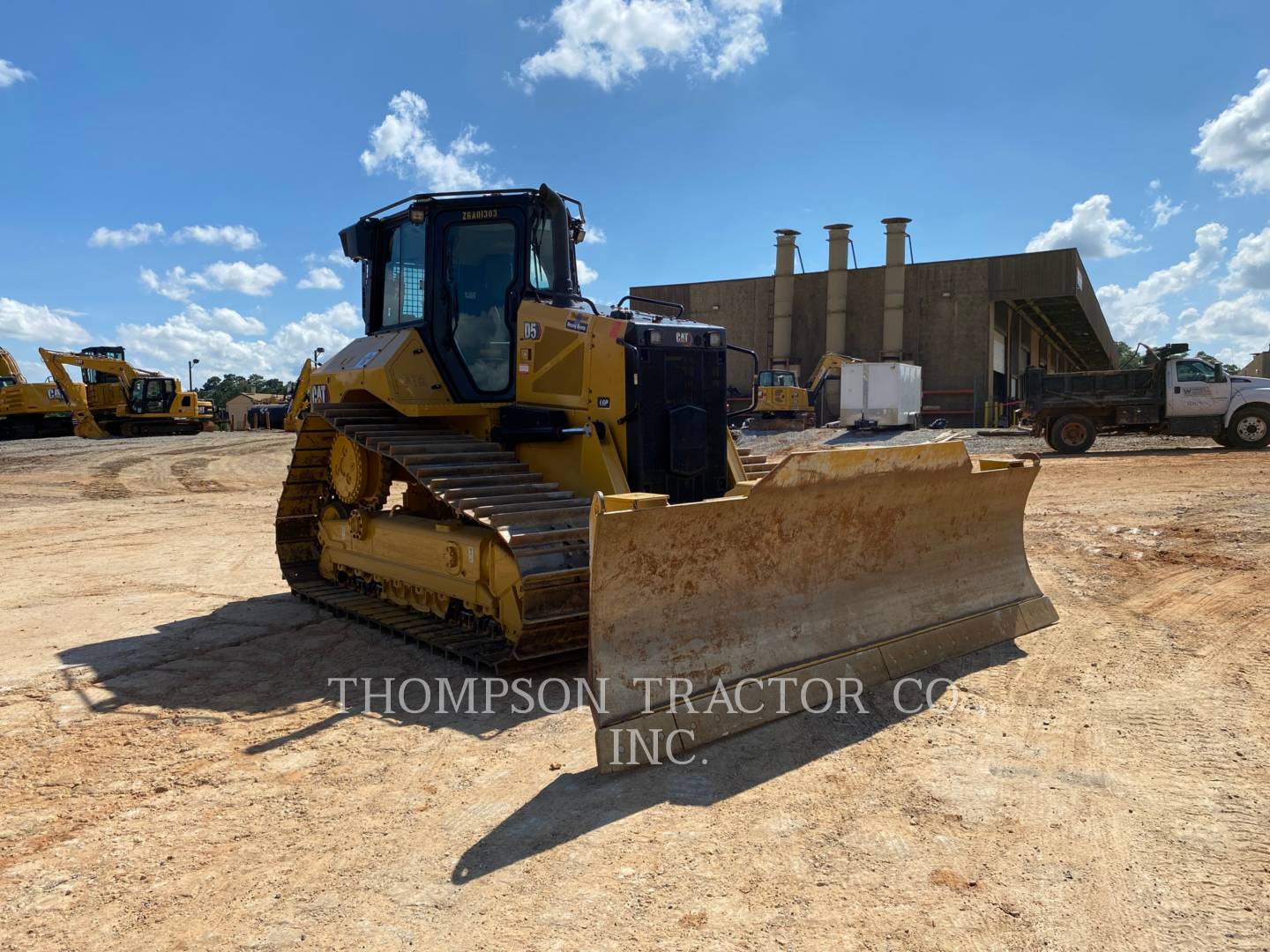 Caterpillar D5 LGP, Crawler Dozer, 1910 hours, S/N: Z6A01303, 2022 - Image 2