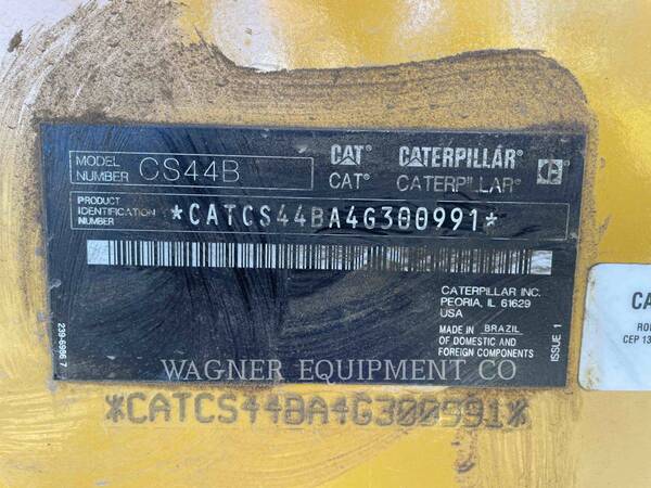 Caterpillar CS44B, Compactor, 176 hours, S/N: 4G300991, 2023 - Image 6
