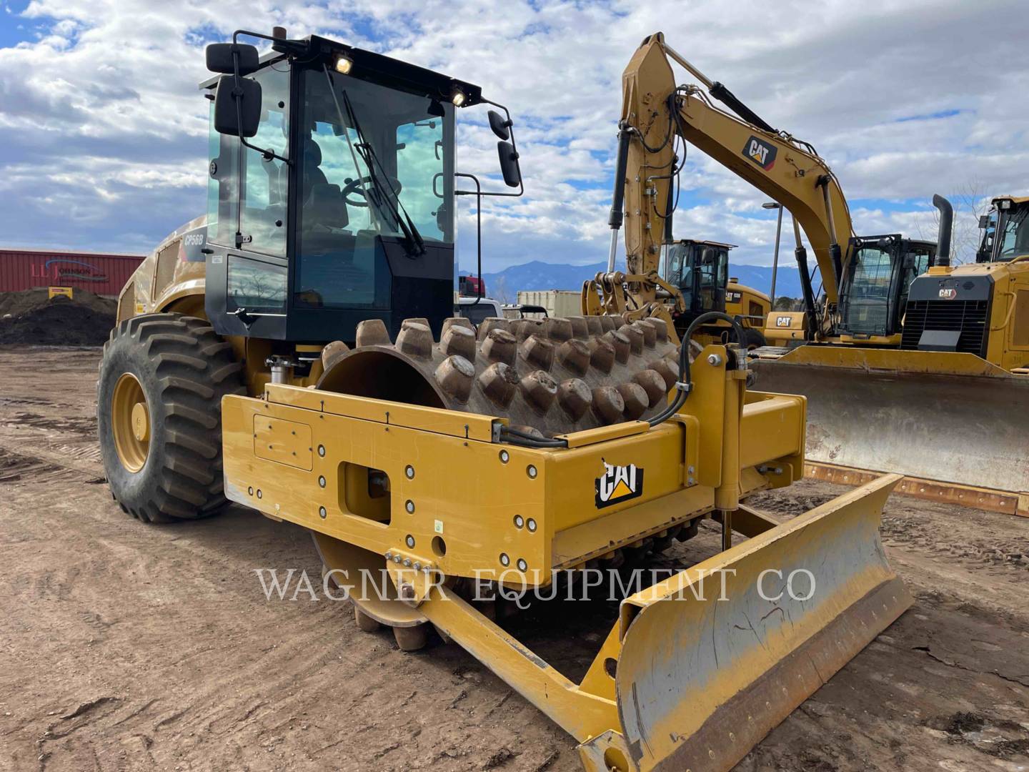 Caterpillar CP56B, Compactor, 894 hours, S/N: P5600943, 2021 - Image 2