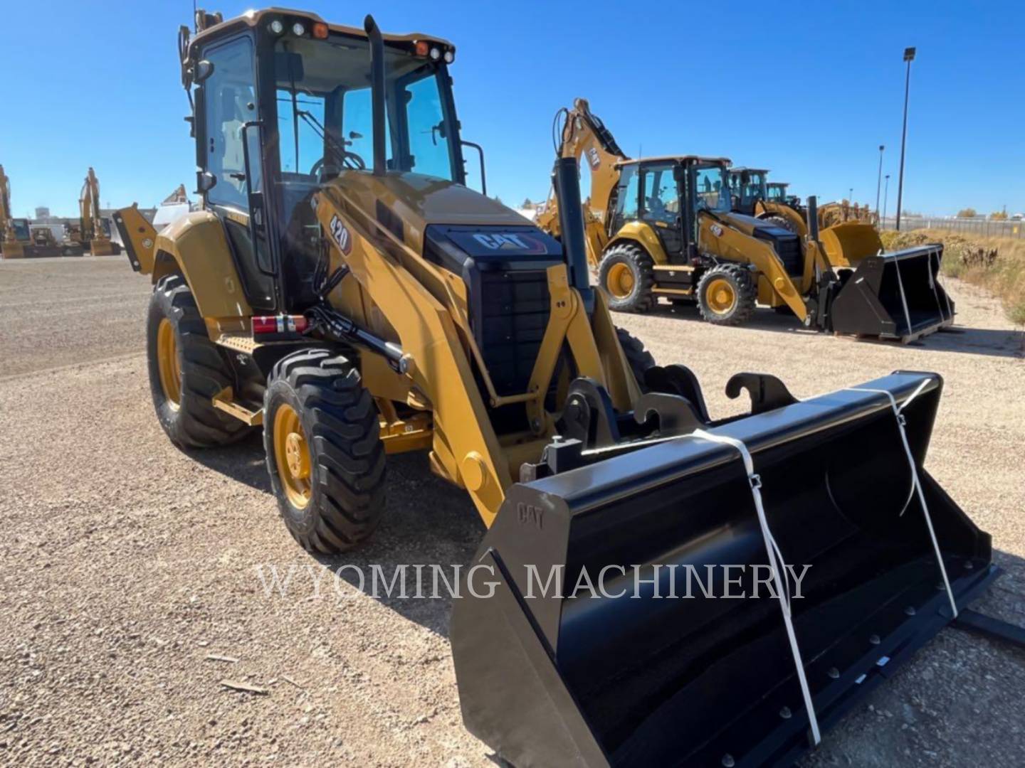 Cat 420, Backhoe Loader, 133 hours, S/N: H8T04111, 2023 - Image 2