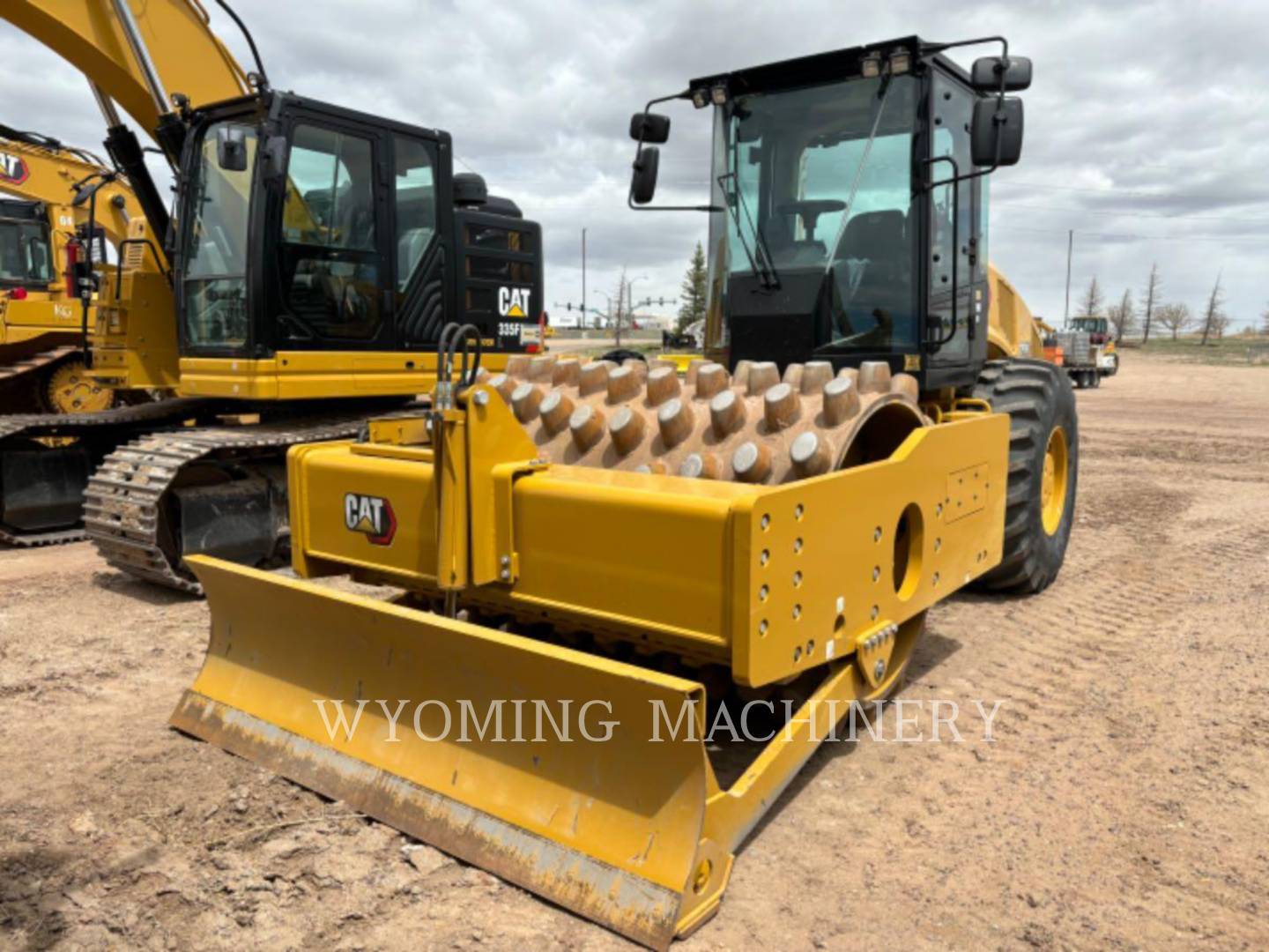 Caterpillar CP74B, Asphalt Distributor, 645 hours, S/N: P7400117, 2023 - Image 1