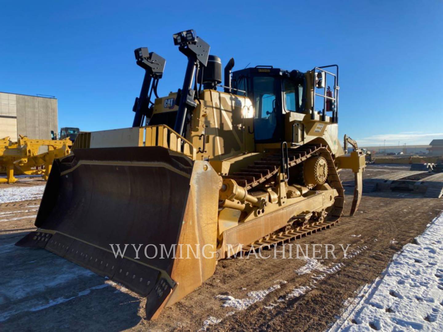 Caterpillar D8, Crawler Dozer, 974 hours, S/N: AW800482, 2023 - Image 1