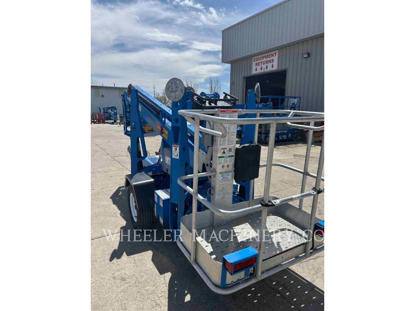 Genie Industries TZ34/20, Articulated Boom Lift, 9 hours, S/N: TZ34F-4885, 2024 - Image 1