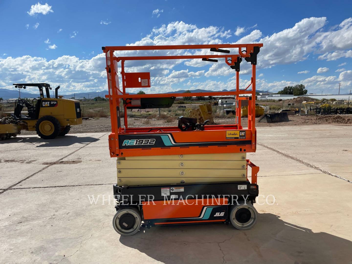 Jlg Industries, Inc. AE1932, Lift Scissor, 20 hours, S/N: M200054291, 2022 - Image 2