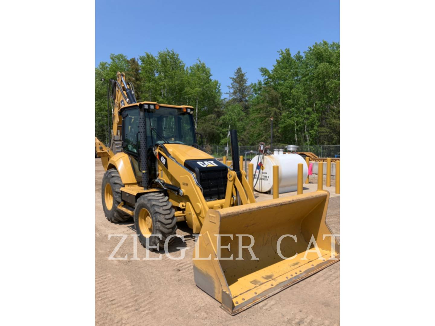 Cat 450-07, Backhoe Loader, 773 hours, S/N: KJH00285, 2020 - Image 2