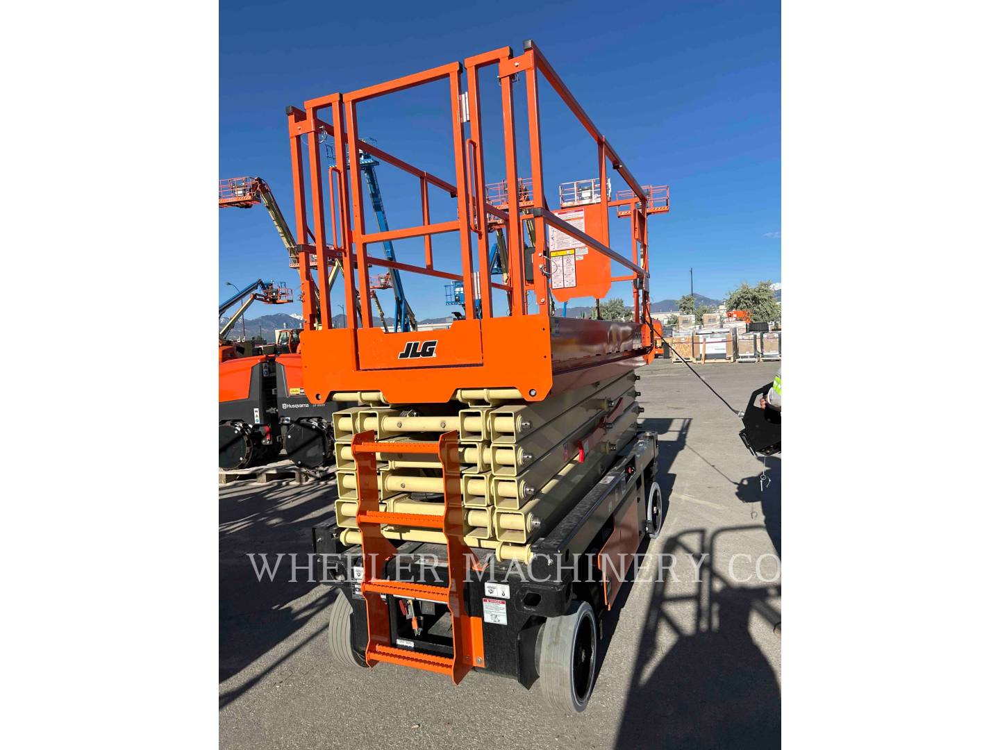 Jlg Industries, Inc. R4045, Lift Scissor, 13 hours, S/N: M200077172, 2023 - Image 4