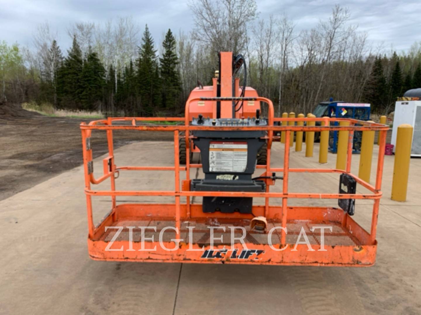 Jlg Industries, Inc. 800AJ, Articulated Boom Lift, 1754 hours, S/N: 0300188510, 2014 - Image 5