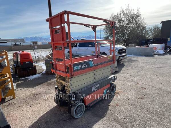Jlg Industries, Inc. AE1932, Lift Scissor, 18 hours, S/N: M200055045, 2022 - Image 4