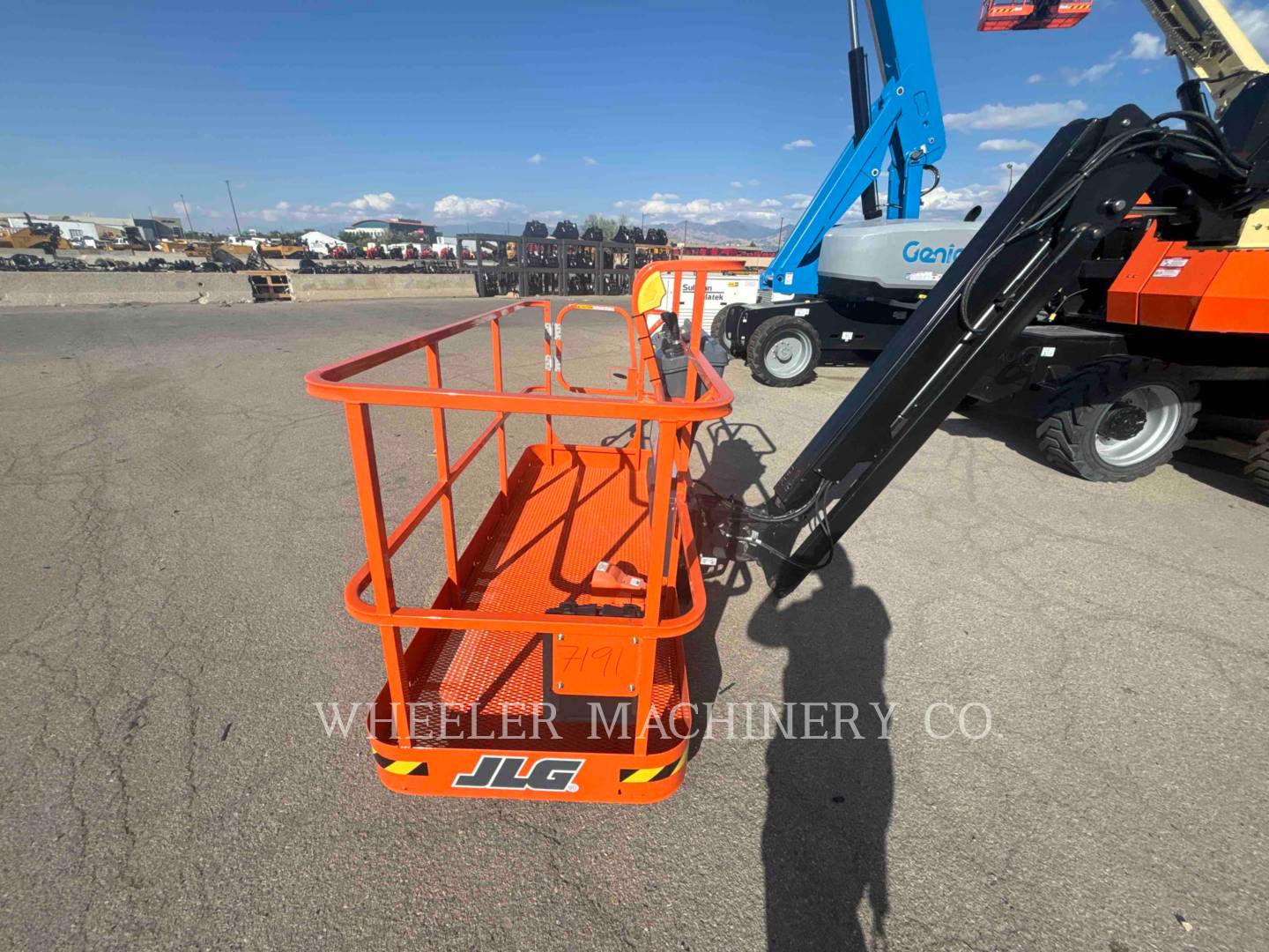 Jlg Industries, Inc. 460SJ, Articulated Boom Lift, 28 hours, S/N: 0300317191, 2024 - Image 4