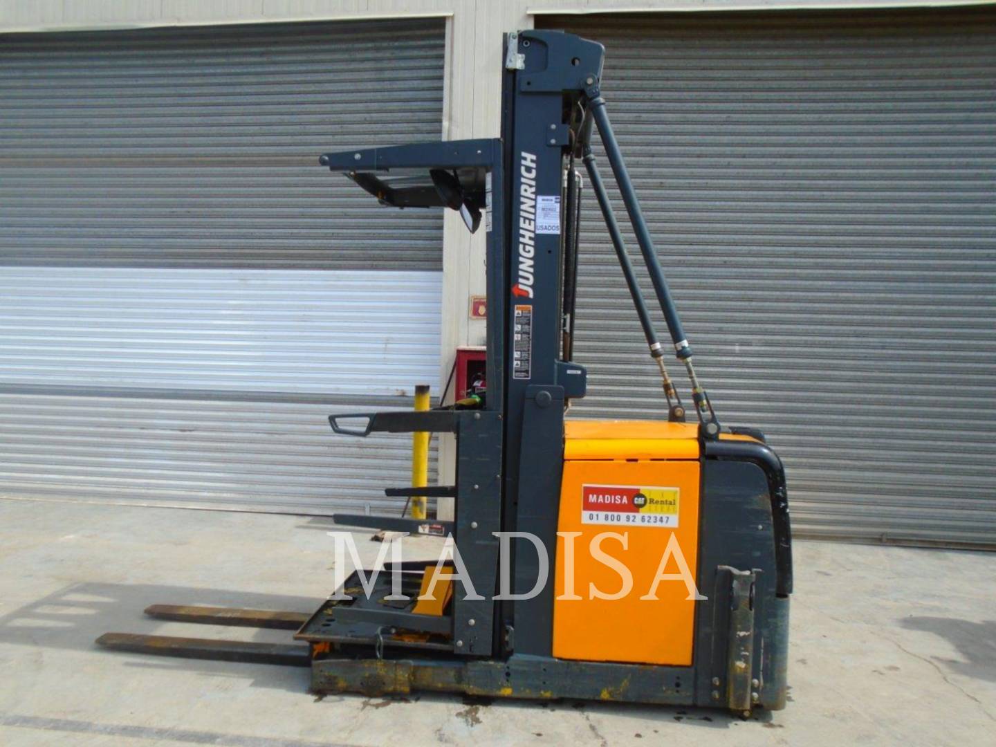 Caterpillar Lift Trucks EKS308, Forklift, 8593 hours, S/N: FN465799, 2014 - Image 1