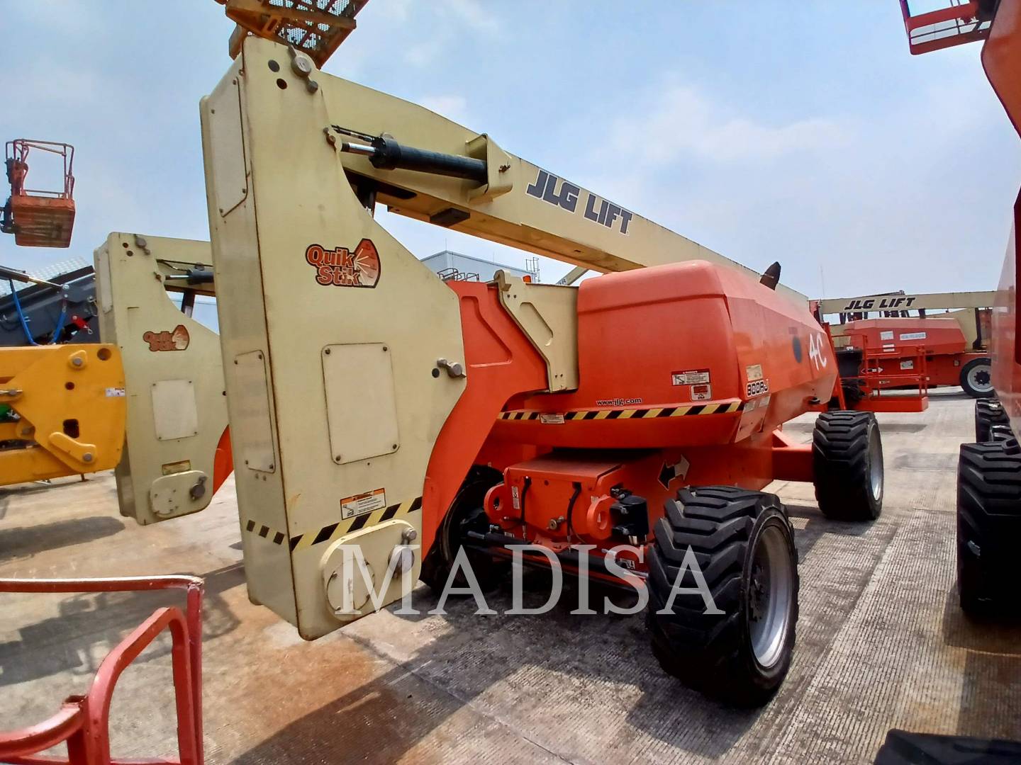 Jlg Industries, Inc. 800AJ, Articulated Boom Lift, 4232 hours, S/N: 300286838, 2021 - Image 3