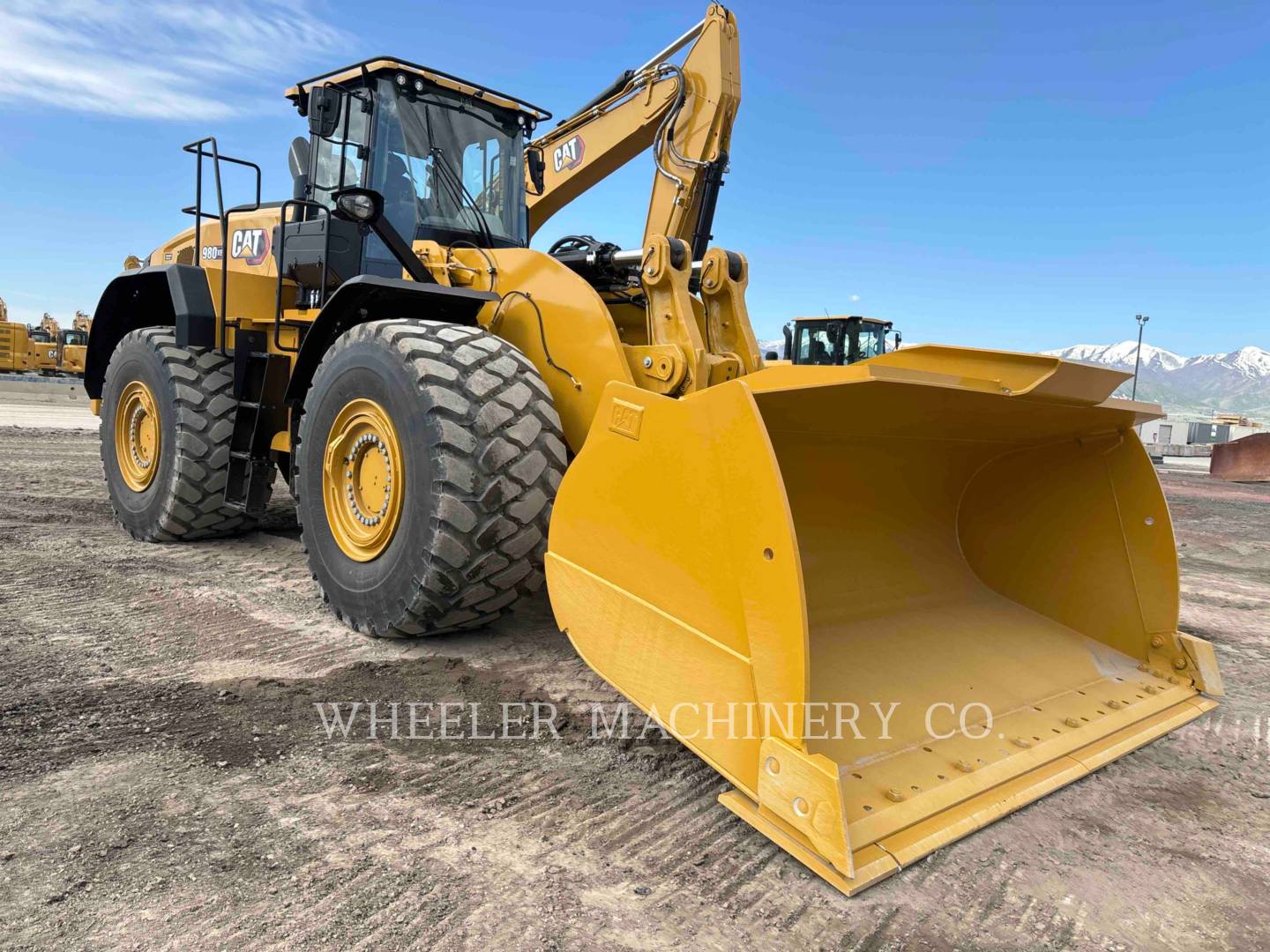 300-5527: HEAD GP-CYL | Cat® Parts Store