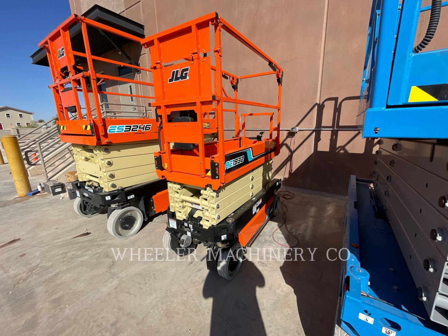Jlg Industries, Inc. AE1932, Lift Scissor, 47 hours, S/N: M200052327, 2022 - Image 2