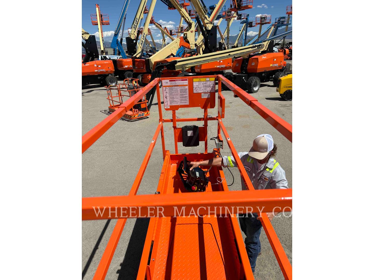 Jlg Industries, Inc. ES2632, Lift Scissor, S/N: M200090769, 2024 - Image 8
